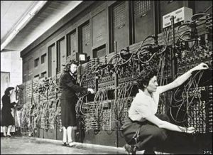 Mujeres trabajando con la máquina Eniac